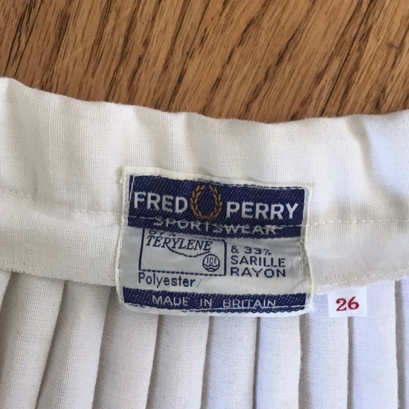 ⭐️ Vintage 1970’s Fred Perry White Tennis Skirt XS - Picture 5 of 8